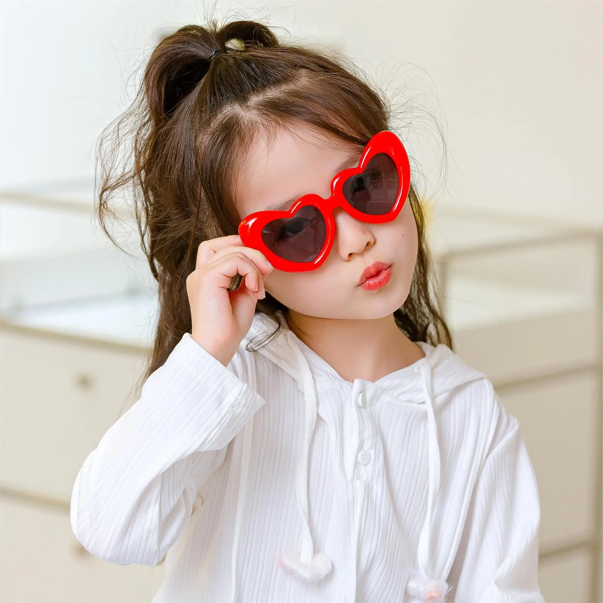 

2025 Sunglasses For Boys And Girls Children's New Cute Bubble Love Glasses Versatile Fashion