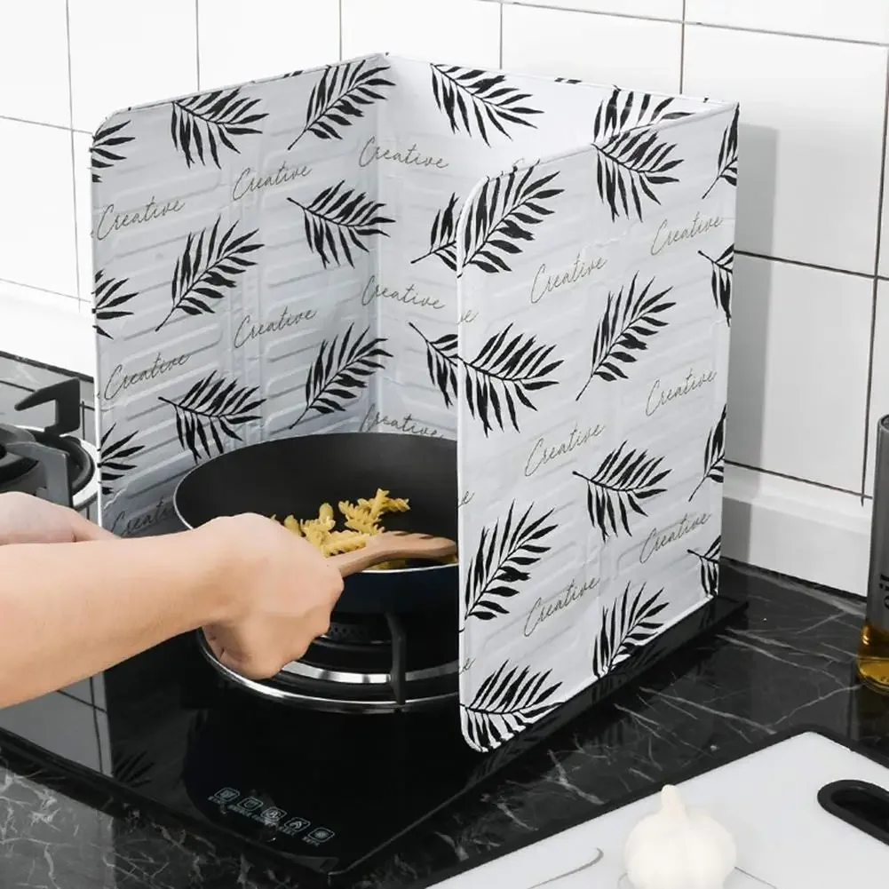 3 Sided Oil Splatter Guard Kitchen Aluminum Foil Anti Splatter Shield Guard Grease Splatter Guard for Stove Top and Frying Pan