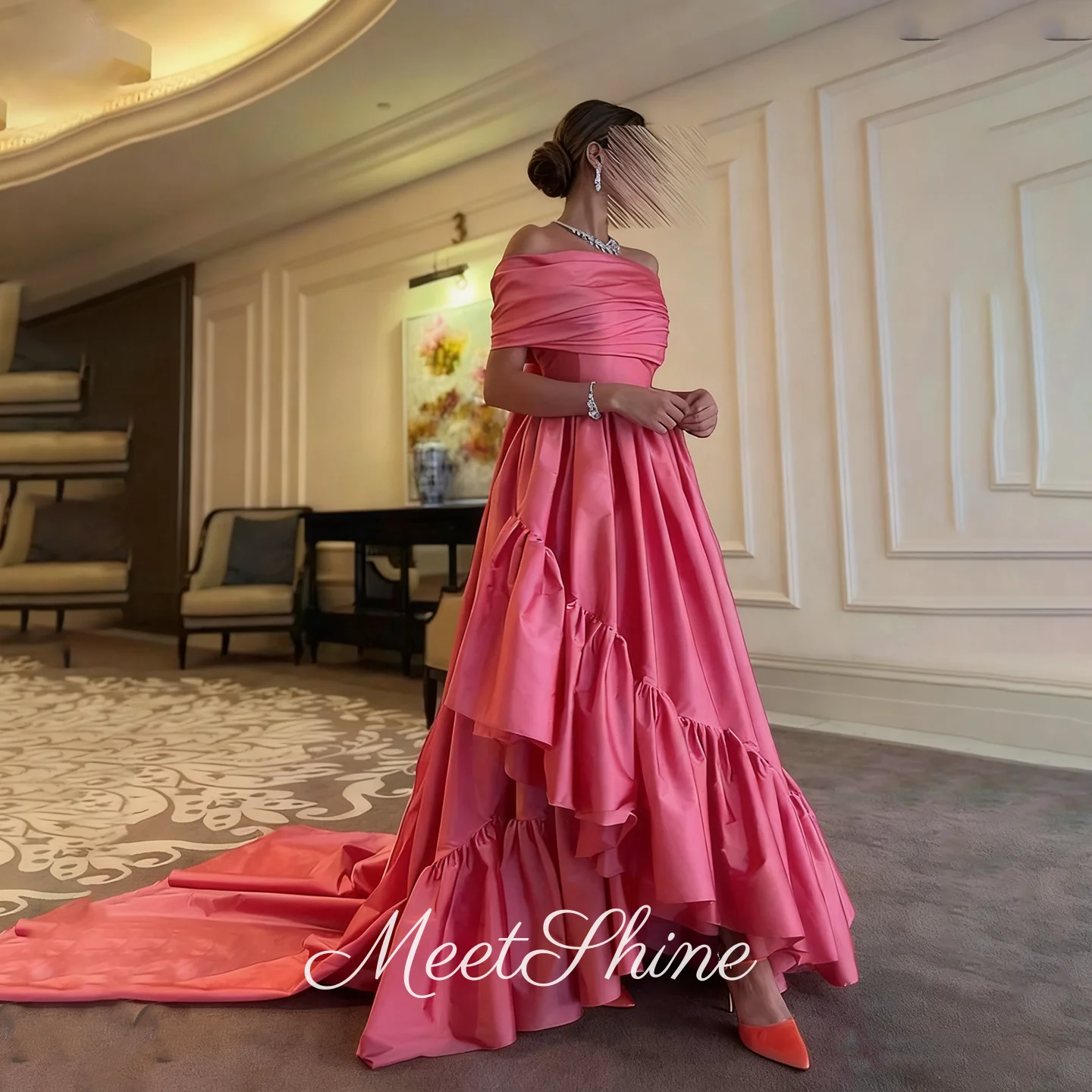 

Современные ярко-розовые плиссированные платья трапециевидной формы с открытыми плечами для выпускного вечера Элегантные атласные вечерние платья с оборками Свадебные платья по индивидуальному заказу