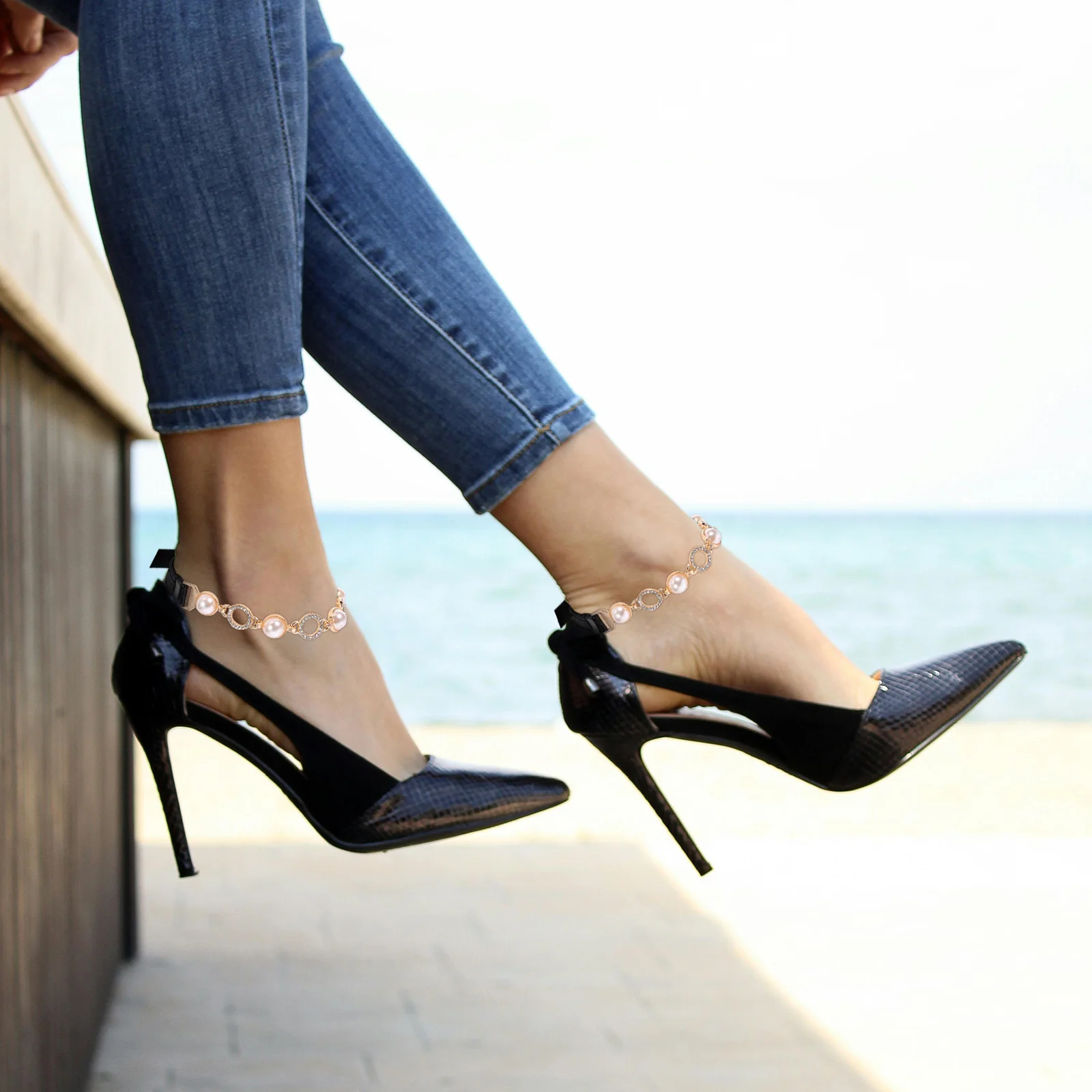 

2Pcs High Heel Shoe Straps Detachable Pearl Rhinestone Anti-Loose Ankle Straps Elastic Replacement Shoelaces for Heels