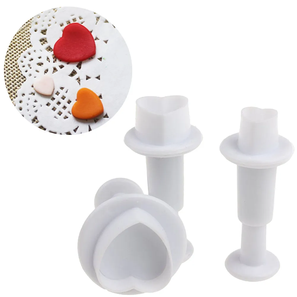 3Pcs Heart Shaped Biscuit Cutter Mold Non-Toxic Plastic Cake Cookie Sugar Marzipan Fondant Baking Tools Plunger Embossed Mold