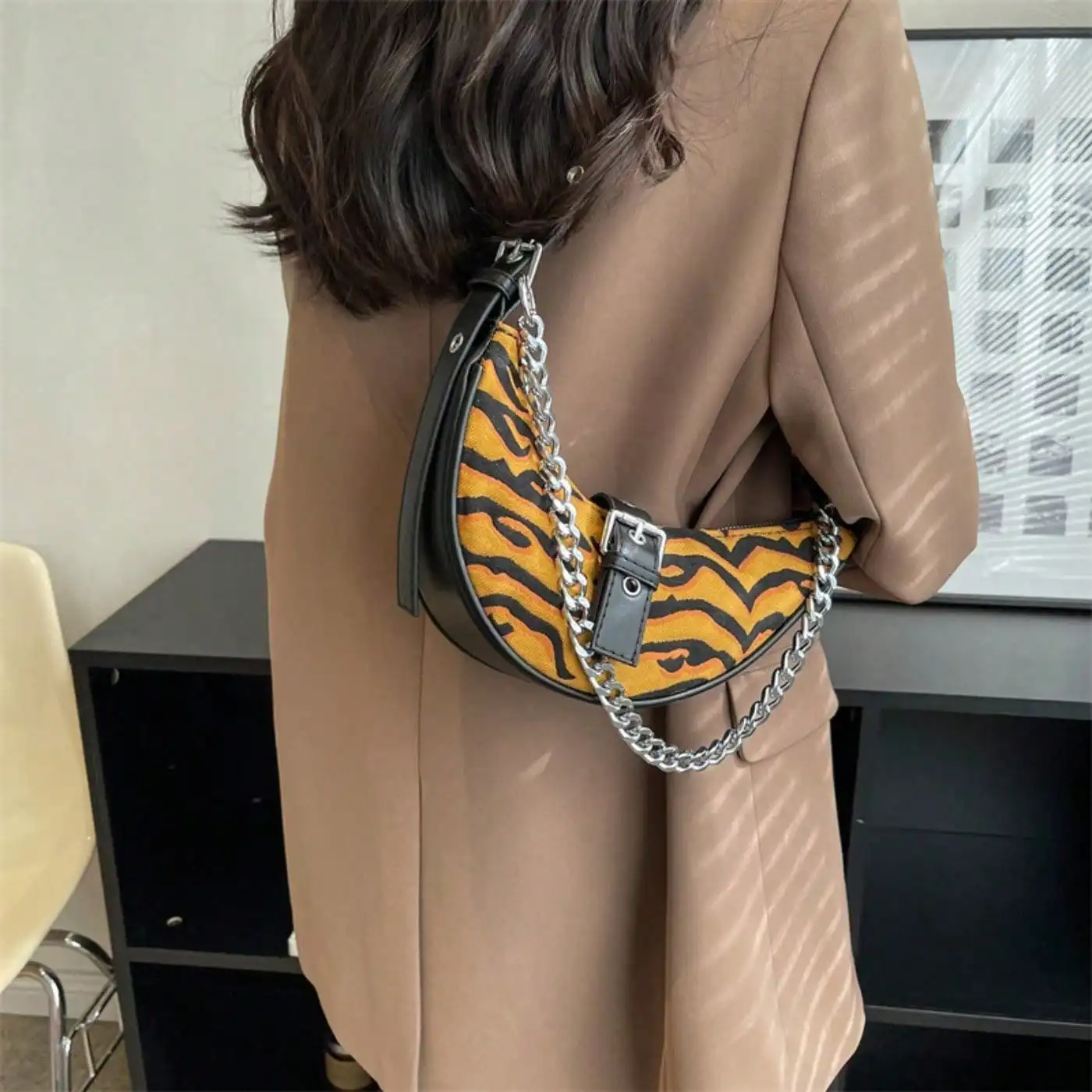 Chic Underarm Shoulder Bag, Elegant Solid Color Handbag, Versatile Casual Retro Purse For Women
