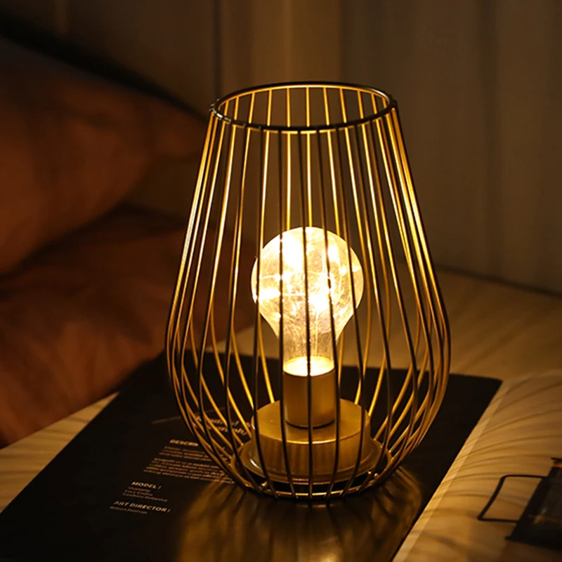 Golden Candle Holder Cage Table Lamp Cordless Lamp Battery Operated Lamp for Garden Wedding Parties Indoor Outdoor Home Decor