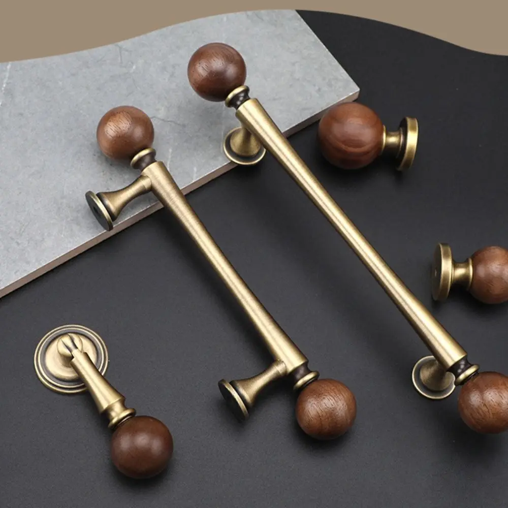 

Brass Brass Cabinet Handles Wooden Walnut Walnut Knobs Luxury Vintage Design American Retro Knobs Kitchen Cupboard
