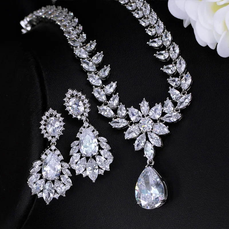 

AAA Cubic Zirconia Jewelry Set Statement Necklace Earrings Crystal Rhinestone Luxury Choker Bridal Wedding Party Accessories 2pc