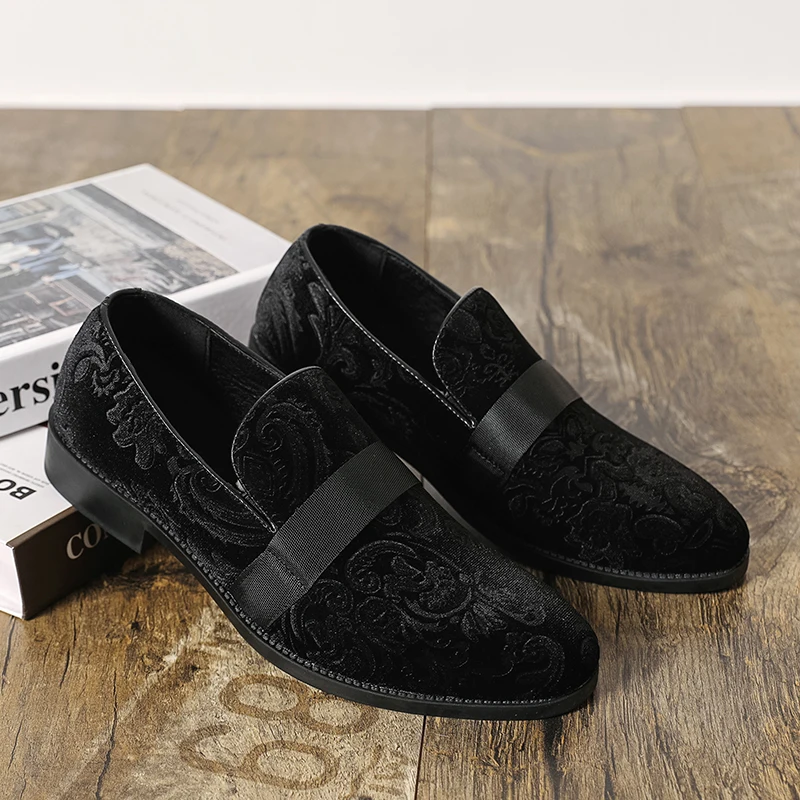Baroque Paisley Velvet Men Shoes Classic Black Burgundy Tuxedo Dress Shoes Gentleman Smoking Loafers Slip-on Casual Flat Shoes