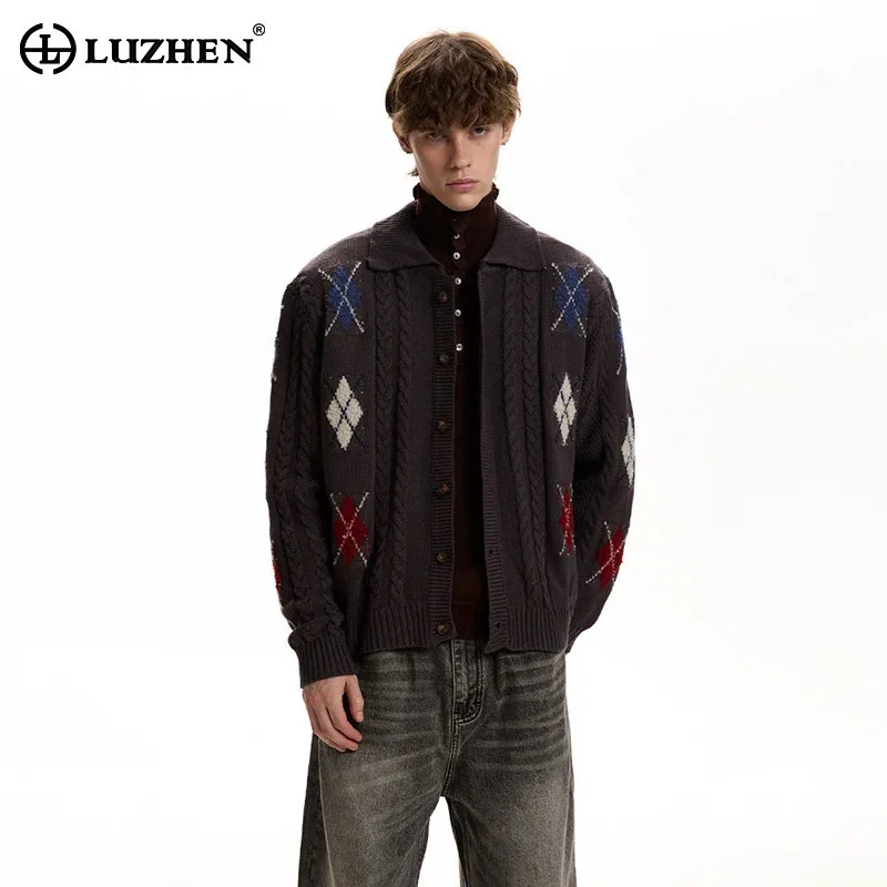 

LUZHEN 2025 Winter Fashion Geometric Print Weave Lapel Knitted Cardigan Men's Trendy Handsome High Quality Casual Sweater JY5198