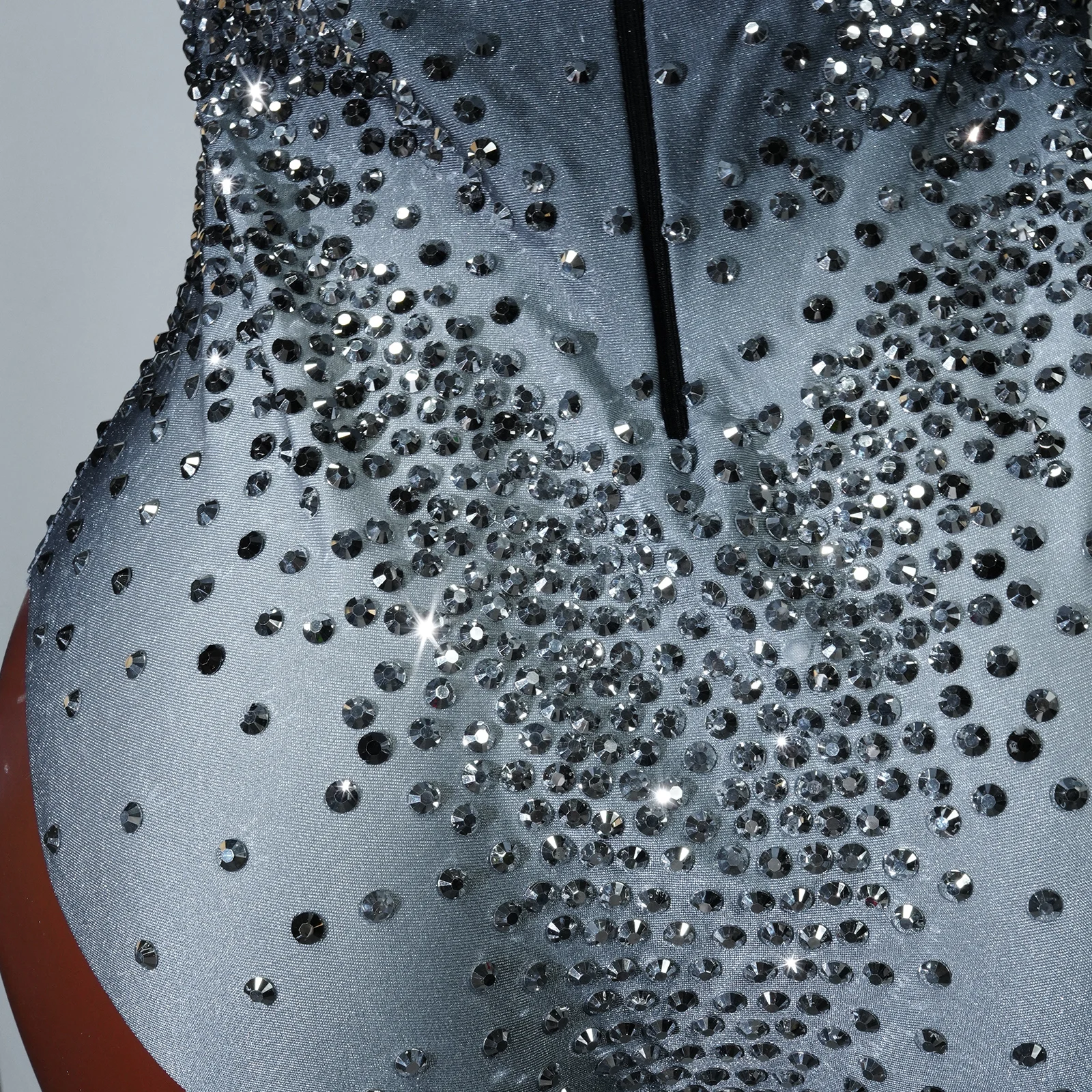 Body brillante con diamantes de imitación plateados, traje de cantante de manga larga, traje de actuación, espectáculo de danza Gogo, fiesta de arrastre, celebración