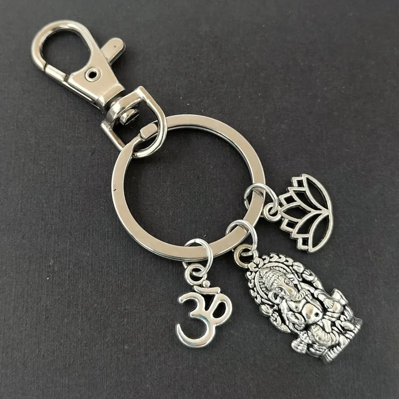 

New Fashion Keychain, Sacred Elephant,lord of Success, Buddha Key Ring Key Holder Men Car Key Chain Holder for Gift