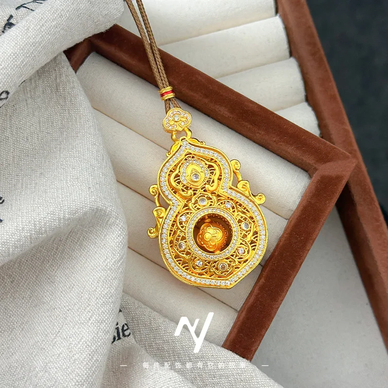 

Double-sided Diamond-inlaid Life Four-beauty Hollow Filament Rotatable Large Gourd Pendant 9999 24K Real Gold Gourd Pendant