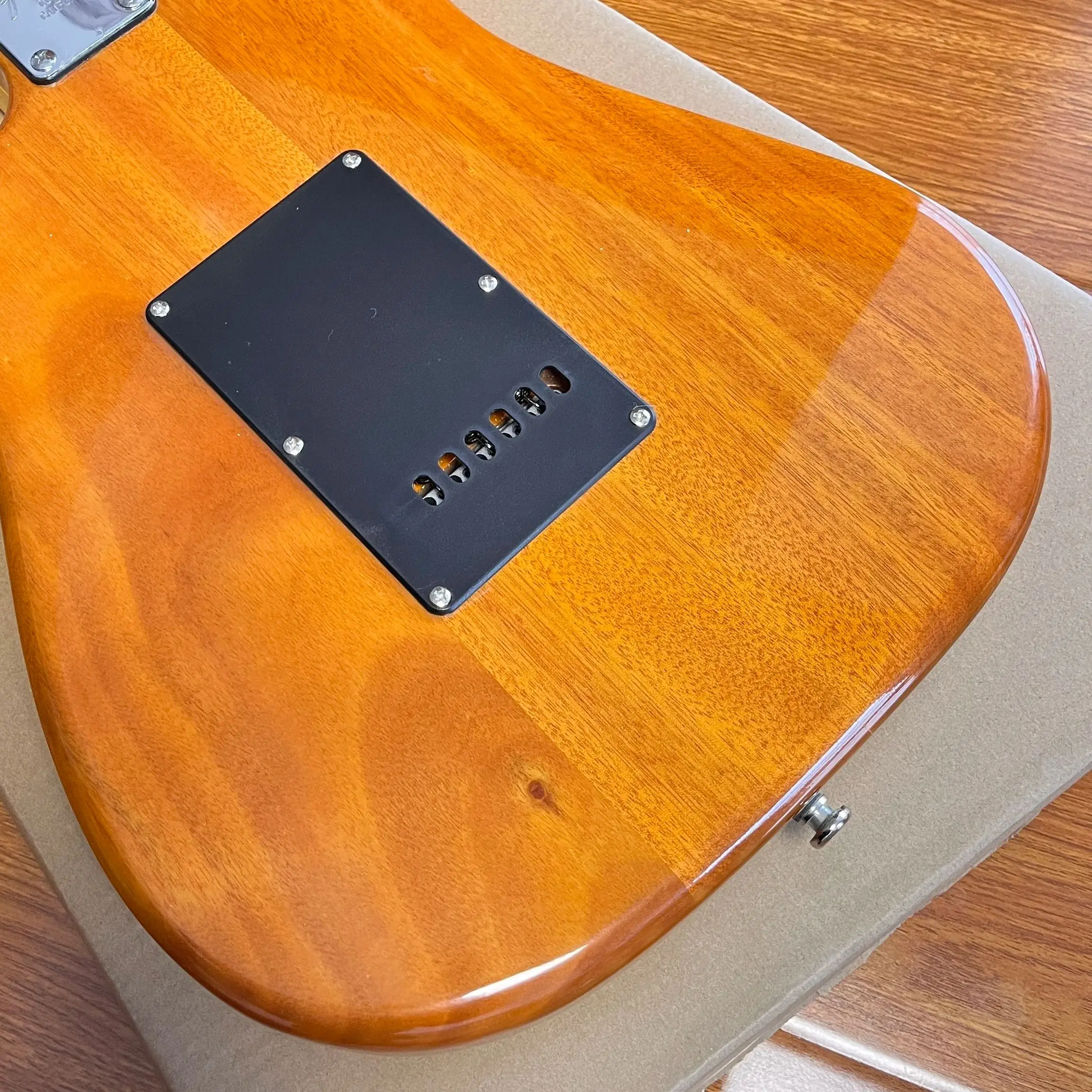 جيتار كهربائي شفاف من خشب الماهوجني الأصفر برقبة خشب القيقب وموسيقى الروك مناسبة للعروض المباشرة والتسجيل #2