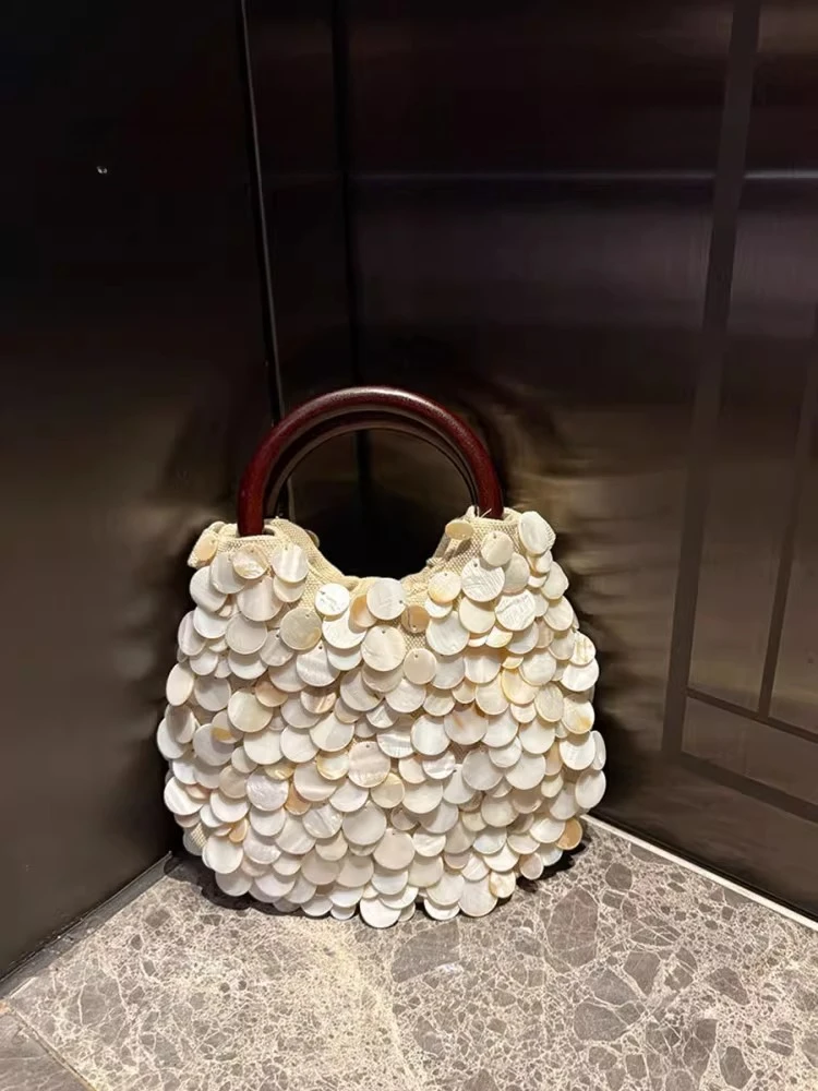 Handmade Heavy Industry Bead Handbag Embroidered Natural Shell Diagonal Totes Half Moon Crossbody Women's Wedding Part Bags Ins