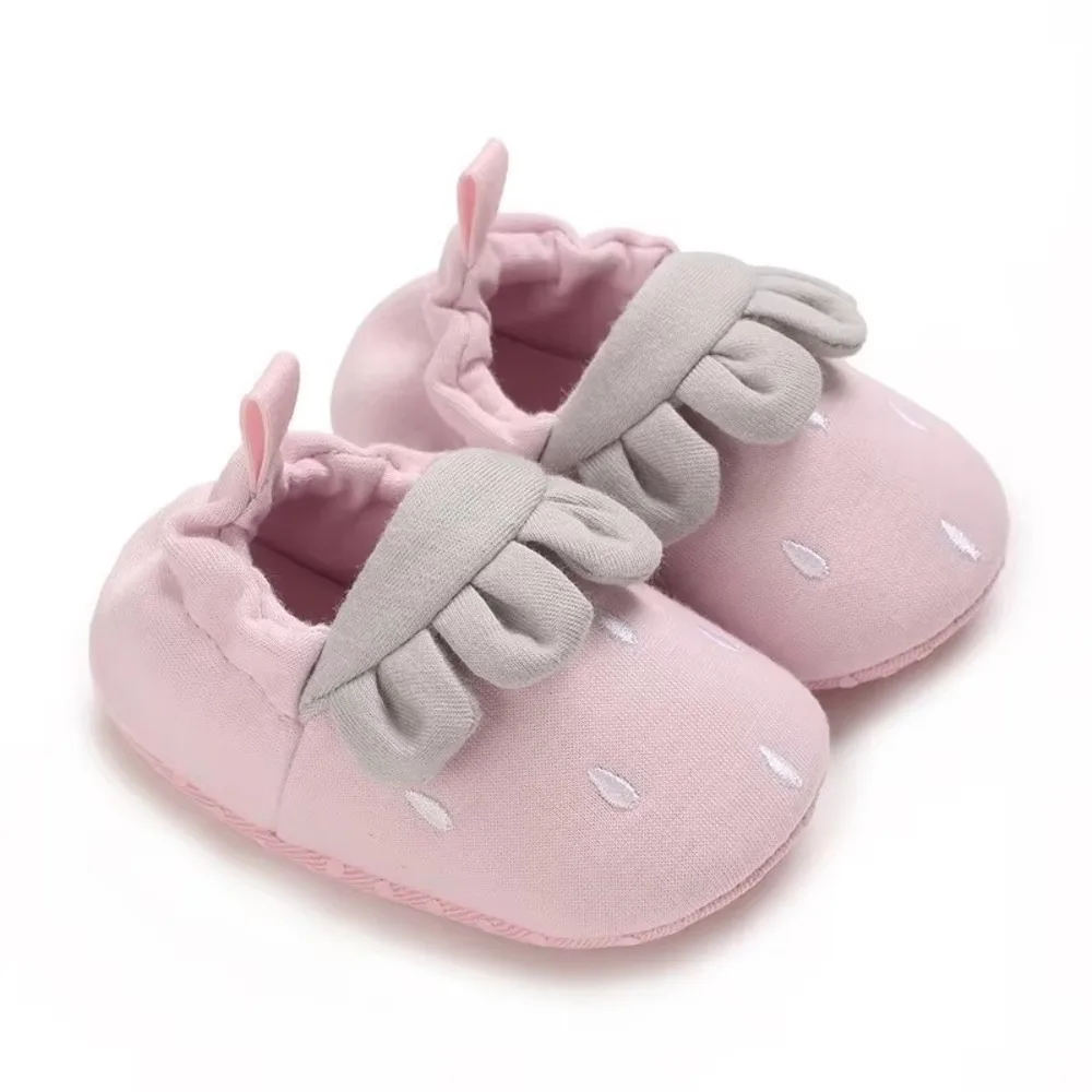

Fashion Cartoon First Walking Shoes Non-Slip Soft Crib Shoes Slip-on Sneakers Wear-resistant Infant Shoes for Infant Boys Girls