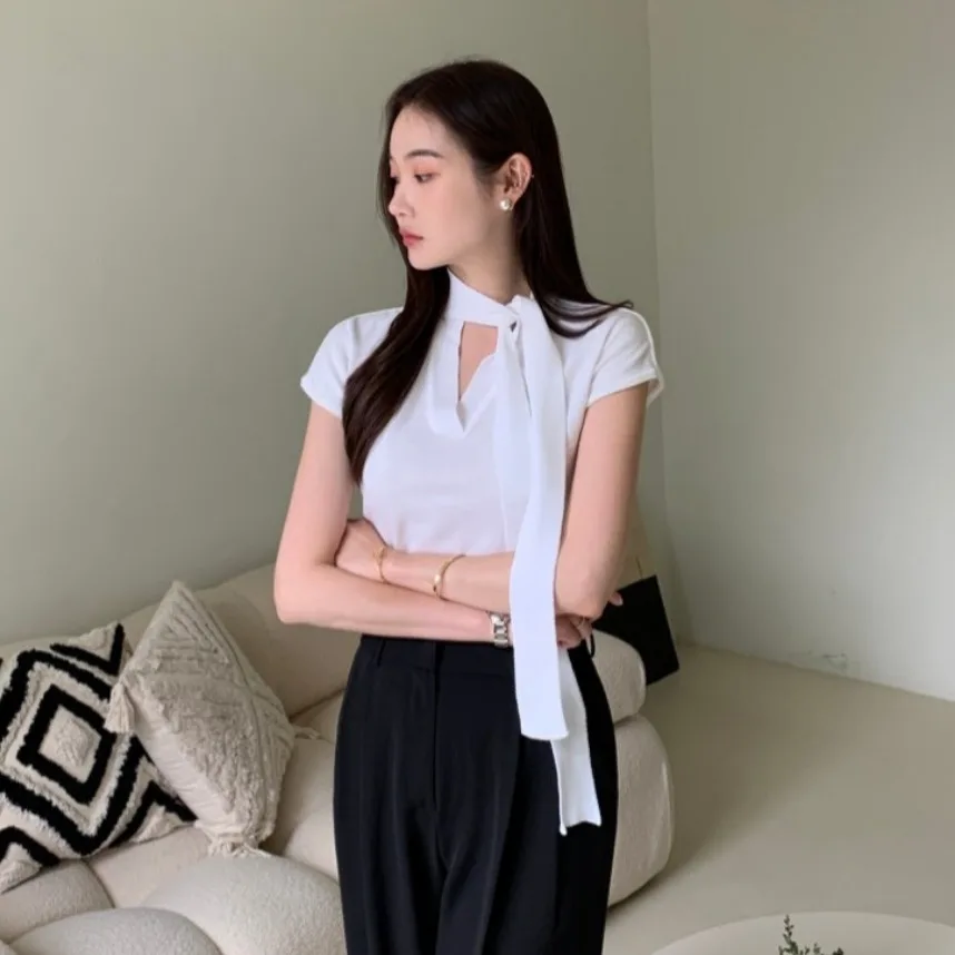 

Summer New Design Short Sleeve Knitted Sweater with Sash Korean Style Women's Fashionable Casual Wear for Various Occasions