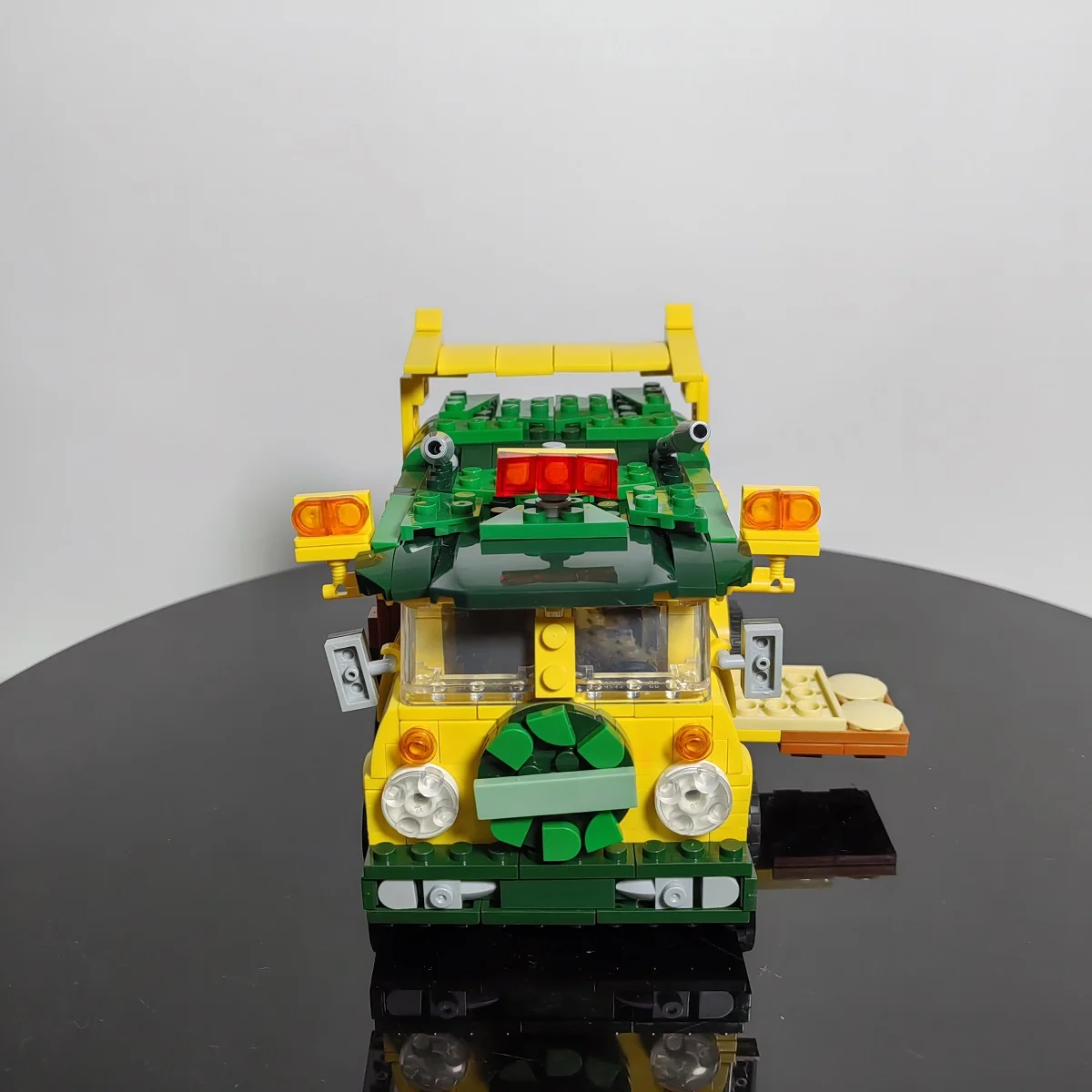 Crefative Classic Teenage Mutant Cartoon Ninja Turtles Car Building Blocks Toys for Adults Assembled Educational Gift