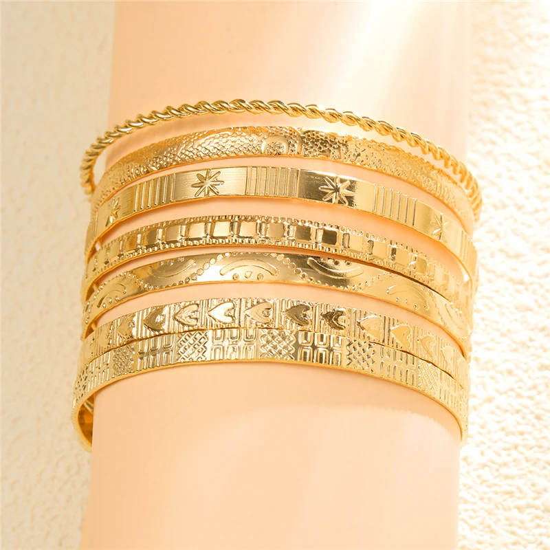 7Pcs/Set Punk Vintage Gold Color Bangles For Women Star Heart Twist Exaggerated Classic Charm Bracelet HipHop Fashion Jewelry image 3