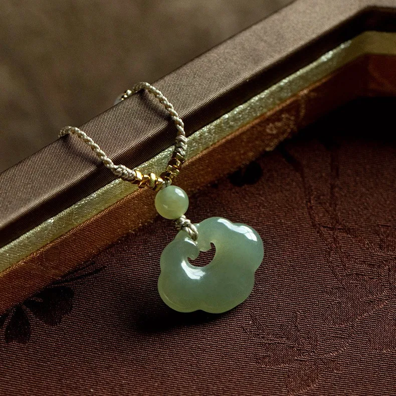 Natural Hetian Jade Peace Lock Necklace Ruyi Cloud Longevity Lock Pendant Elegant Chinese Style Necklace Gifts