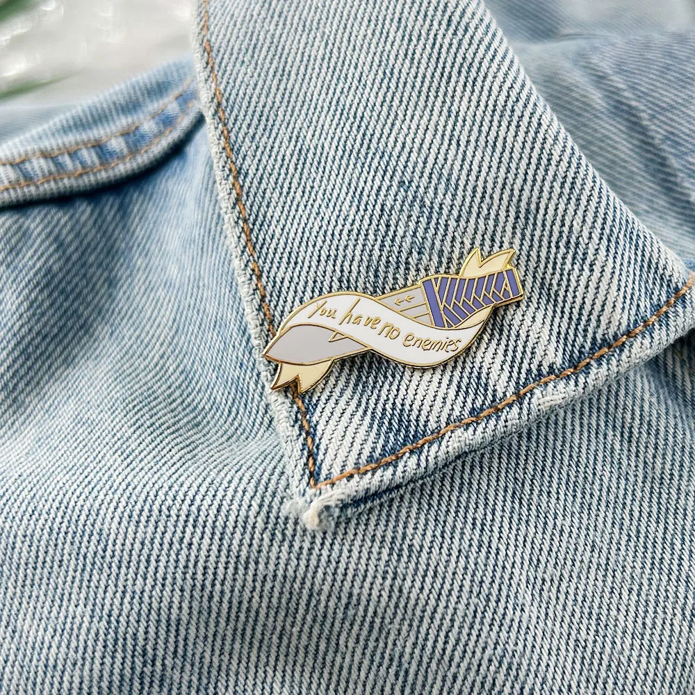 ليس لديك أعداء المينا دبوس Thorfinn Karlsefni Shortsword شارة Vinland Saga الطرفية مجوهرات هدية #3