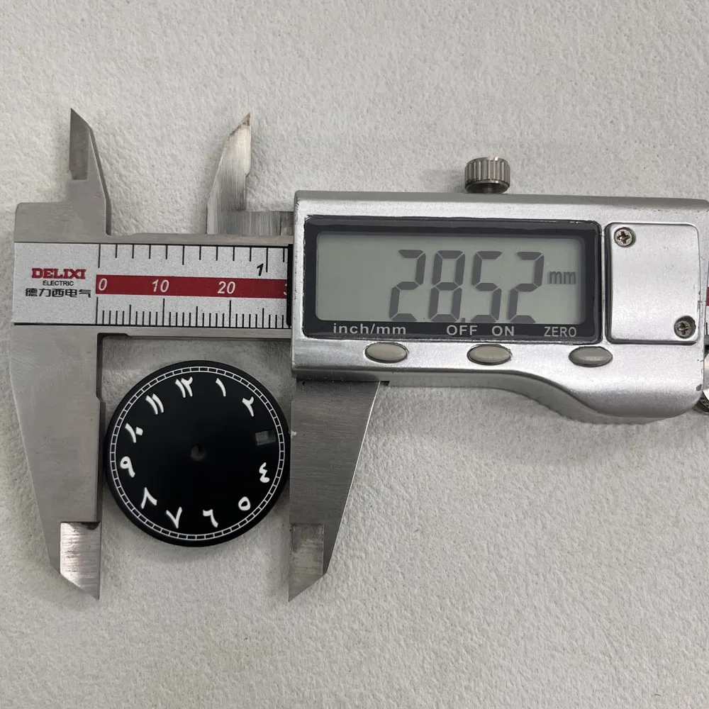 قرص NH35 28.5 ملم قرص عربي مضيء NH35 مع نمط شمسي مناسب للحركة الأوتوماتيكية NH35 قرص شعار M228206-0025