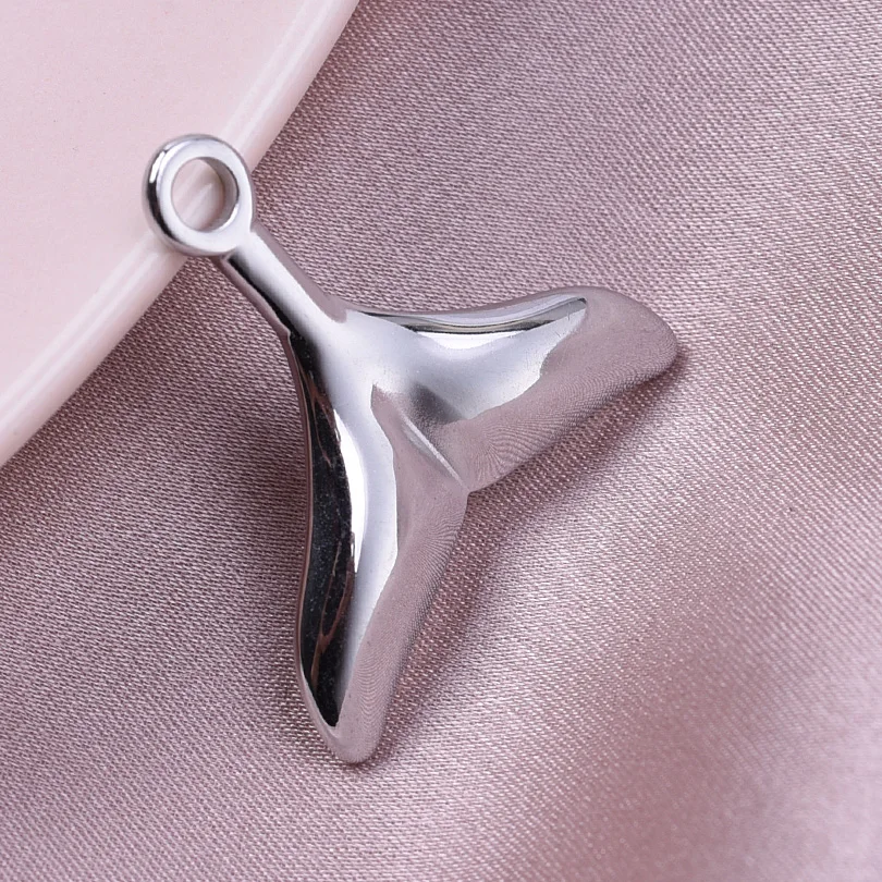 10Pcs/Lot Pretty Mermaid Tail Fashion Pendant Advanced Simplicity Stainless Steel Pendants New Jewelry Making Craft Ornaments