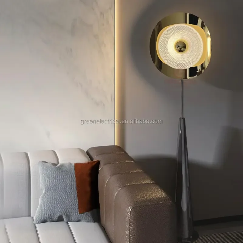 Italian Retro Style Modern Brass Floor Lamp E27 Base with LED Light Source Antique Copper Finish Metal Shade for Sofa Bedroom
