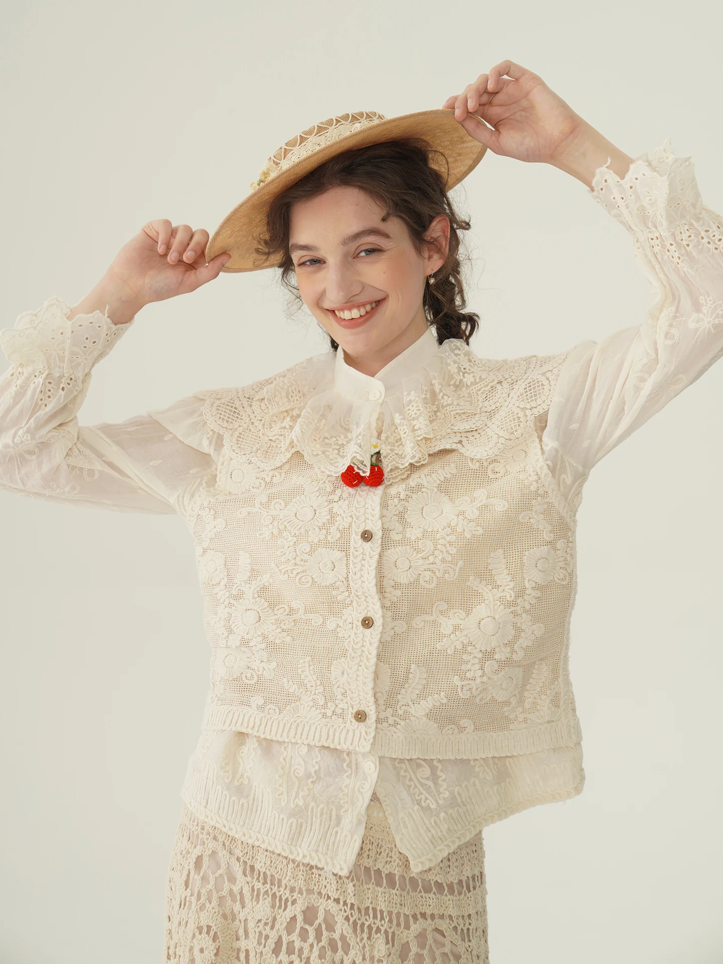 

Женский жилет с вышивкой Face Art, кружевом, двойным отложным воротником, плотной вязкой, ручной вышивкой цветами и 3D-фруктами, в стиле «Лесная девушка»