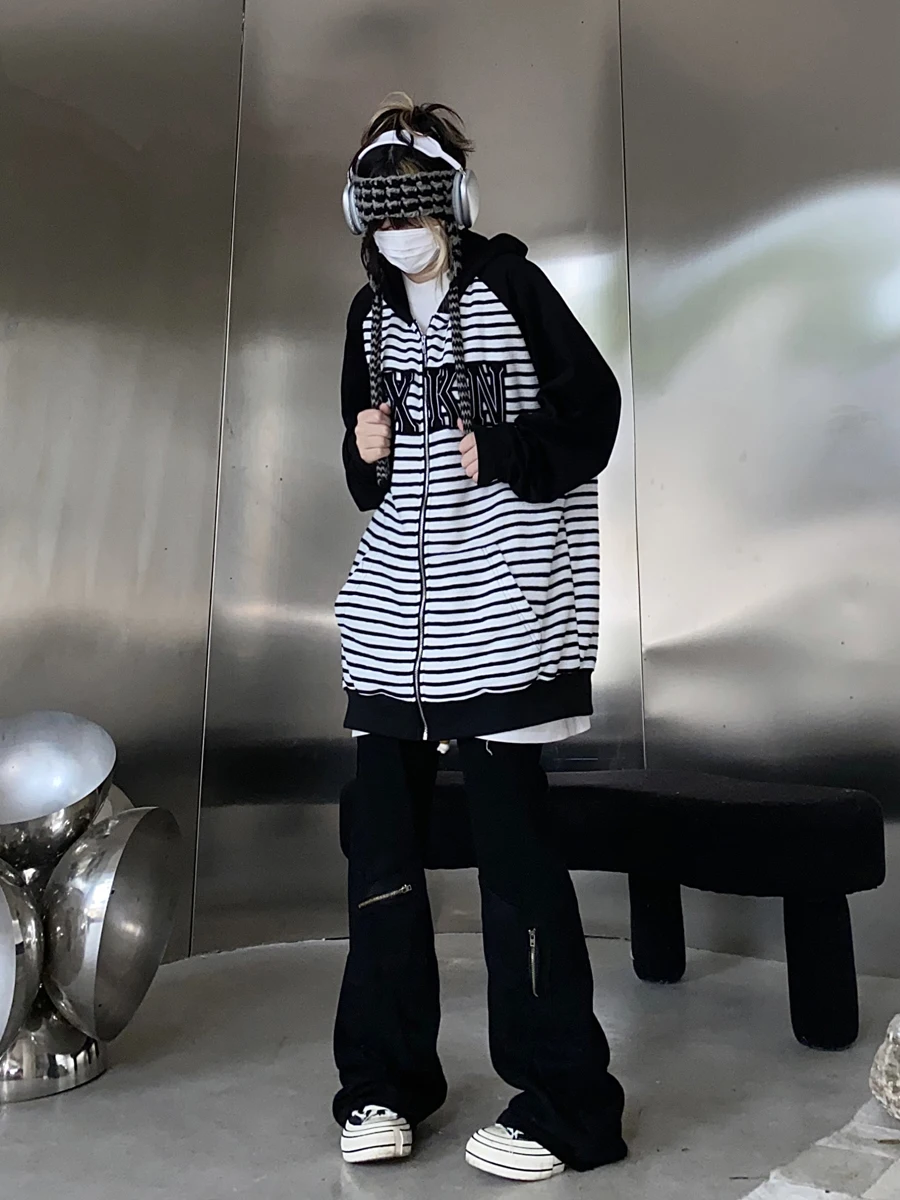 

Мужская зимняя толстовка оверсайз с флисовой подкладкой, пэчворком и вышивкой, новая коллекция, уличный стиль, хлопок, длинный рукав