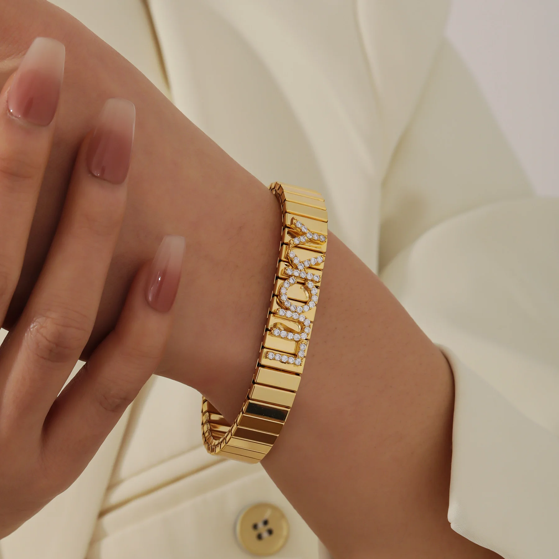 

Персонализированный браслет с буквами из циркона, эластичный браслет на заказ, браслет из нержавеющей стали, ювелирные изделия в стиле хип-хоп, подарок на день матери для женщин