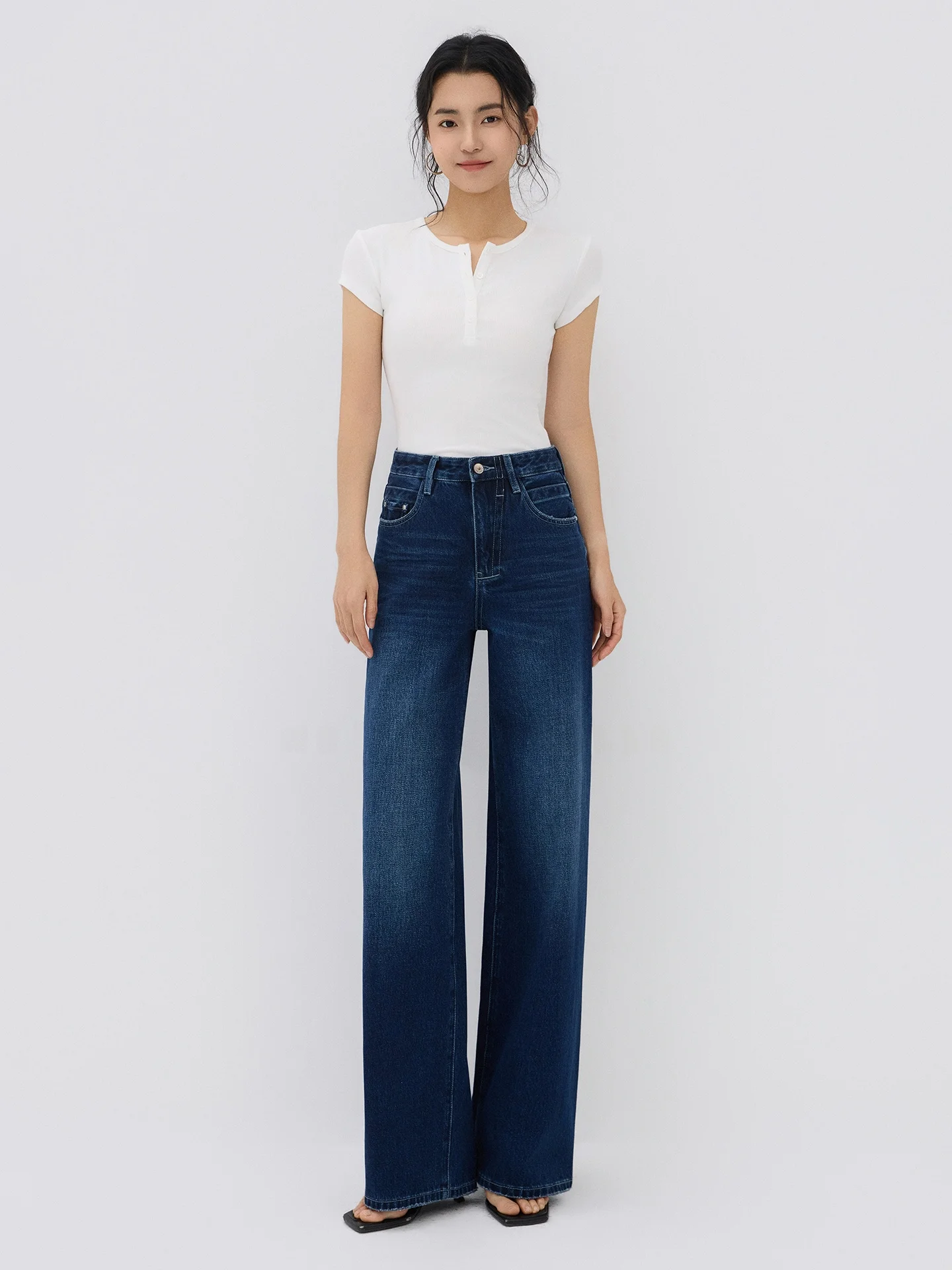 

High Waist Straight Leg Loose Women's Jeans Cotton Spring New Sle Asymmetrical Button Closure Medium Soft Fabric