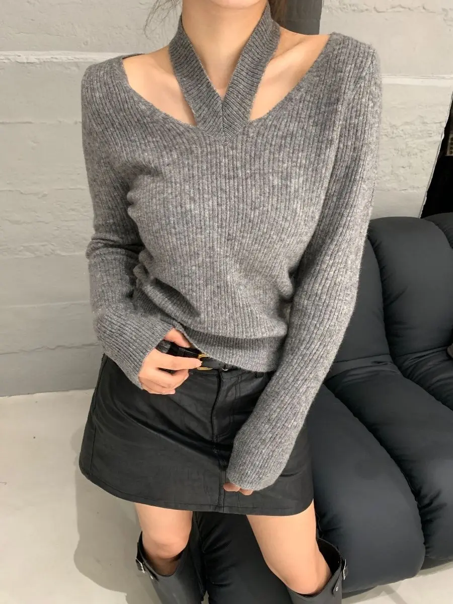 Long-sleeved Knitted Sweater with Exposed Clavicle Neck for Women Autumn Winter 2024 New Slim Strapless Top