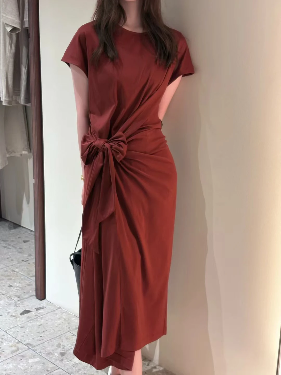 Tapis été nouveauté femmes portefeuille t-shirt Dr rouge taille haute a-ligne jupe ort Sve rond Ne une seule pièce