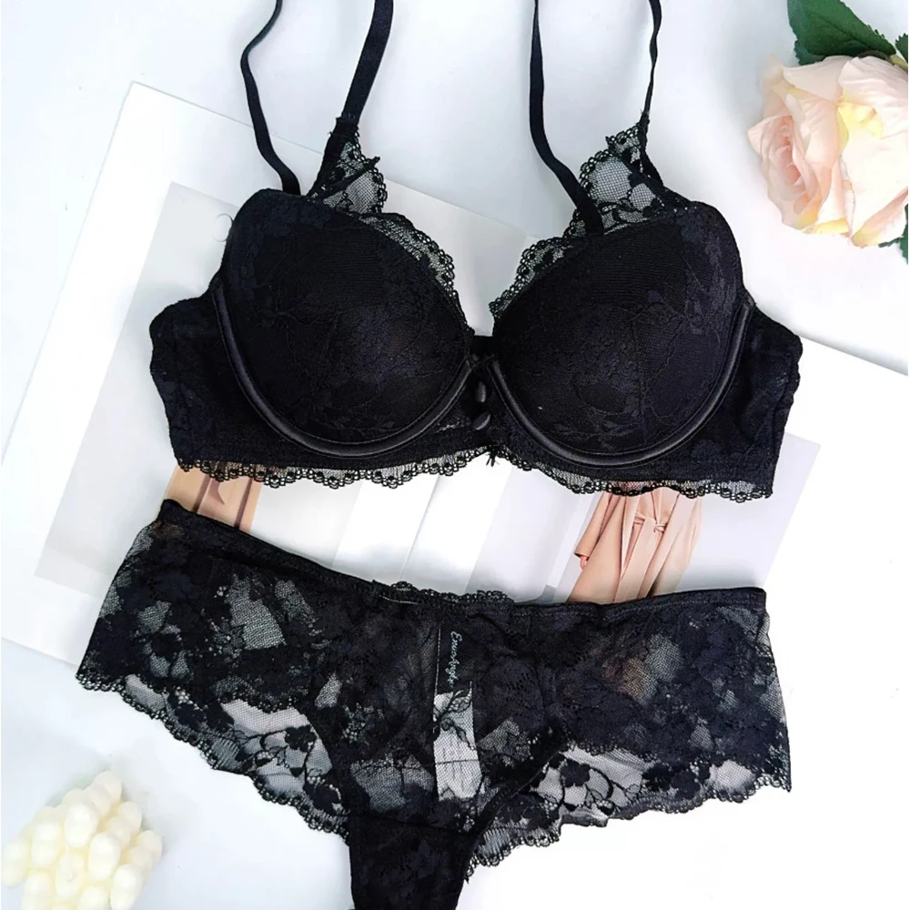 Women Midnight Whisper Floral Lace Lingerie Set Underwire Deep V Bra & Panty 2‑Pcs Delicate Front Button Intimate Underwear