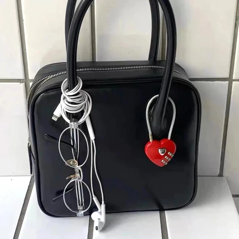 4 Colors Y2K Aesthetic Heart Shaped Lock Keychain Padlock Bag Pendant Valentine’s Day Gift for Couple