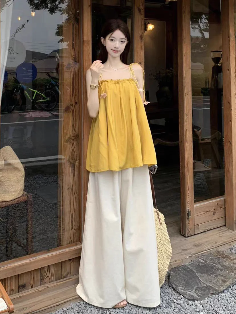 

Korean Style Sweet Flower Print Halter Top High Waist Wide Leg Pants Set Casual Summer Fashion Two-Piece Women's Ensemble