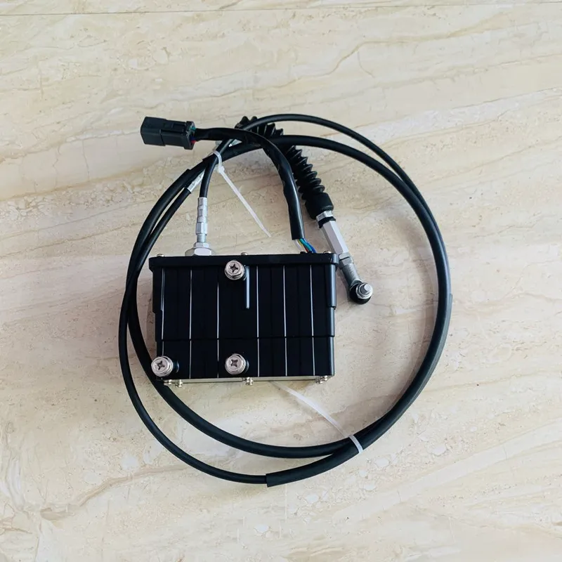 

21EN-32360 21EN-32380 Governor Throttle Motor Accelerator for Hyundai Excavator R300LC-9 R300-9S R305LC-9T R330LC-9S R335LC-9T