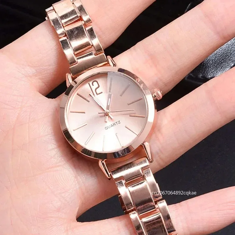 Fashionable Gold  Women's Quartz Watch Bracelet Set Elegant Steel Band Stylish Female Wristwatch