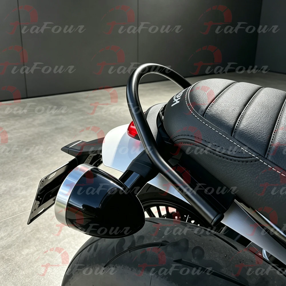 For Street Twin 900 Speed Twin 900 Street Scrambler 900 Passenger Rear Grab Handles Seat Armrest Luggage Rack
