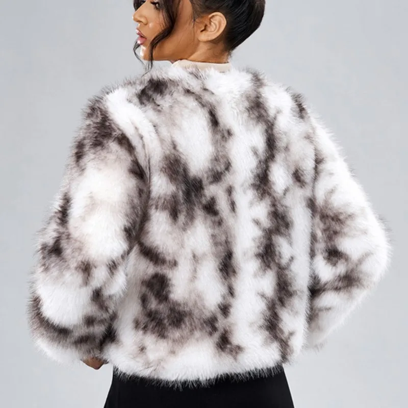 

2025 Women's Winter Faux Fur Jacket Casual Streetwear Outerwear Warm Plush Fur Jacket Trendy Fluffy Thicken Fox Fur Coats