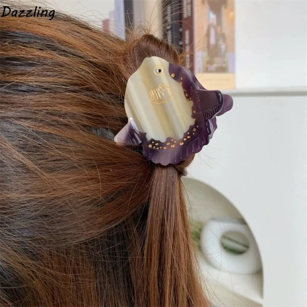 

Sea Lion Seal Acetate Hair Clip Lovely Ponytail Clip Ocean Animal Shark Clip Geometry Novetly Creative Hair Claw Female
