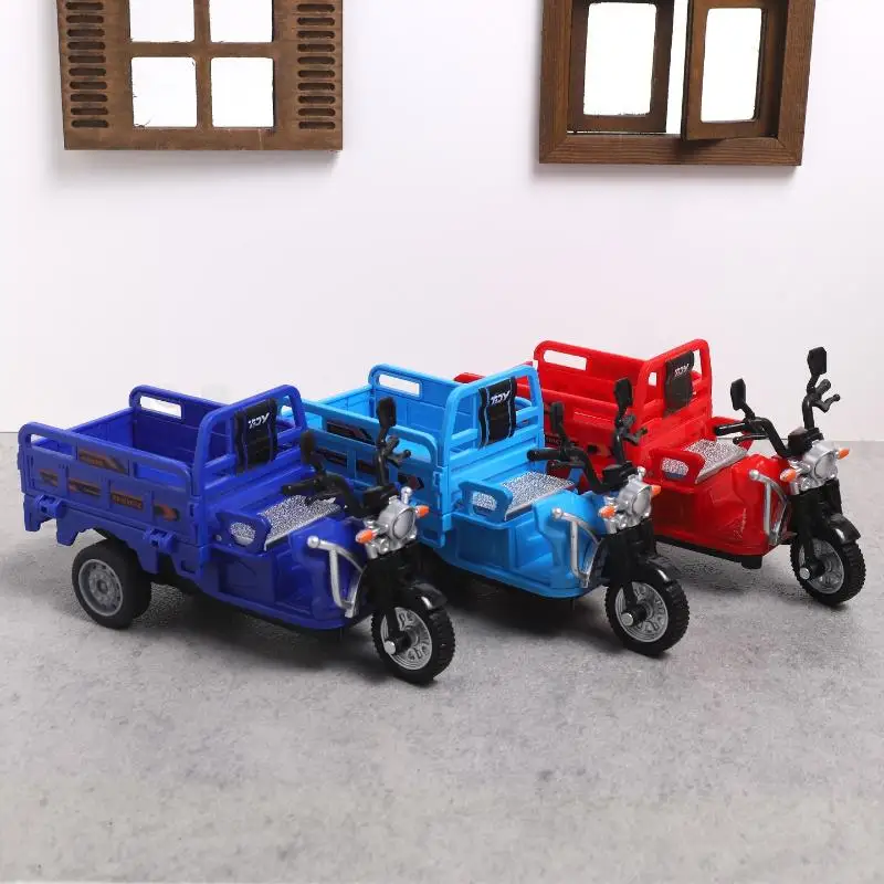 Diecast Inertia Tricycle Simulation Toy 1Pcs Pull Back Truck Model Lightweight Portable for Kids Travel Play Birthday Gift