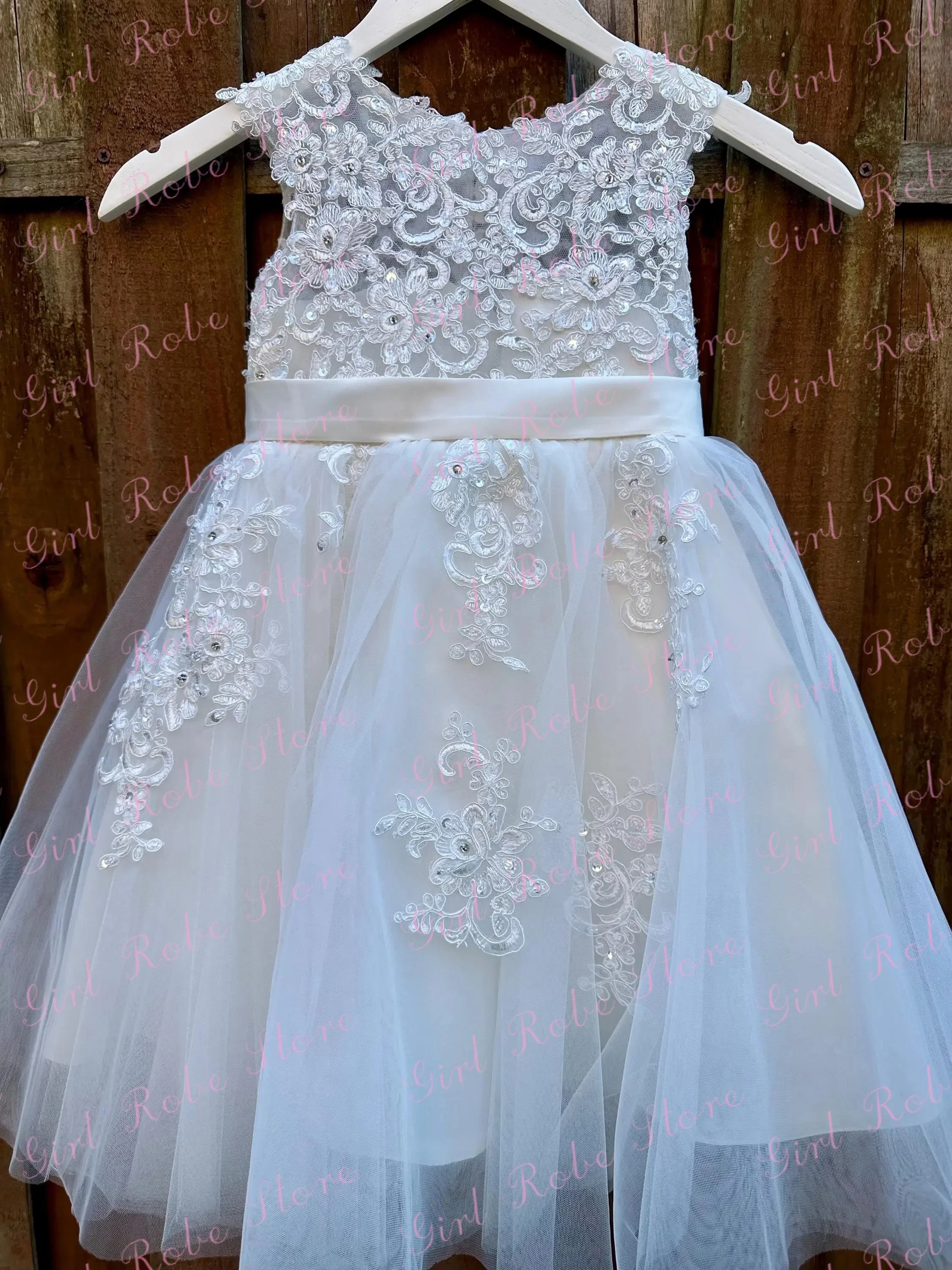 Classic Ivory Flower Girl Dress For Wedding Lace Tulle Sequins With Bow Kids Bridesmaid First Communion Formal Events Customized