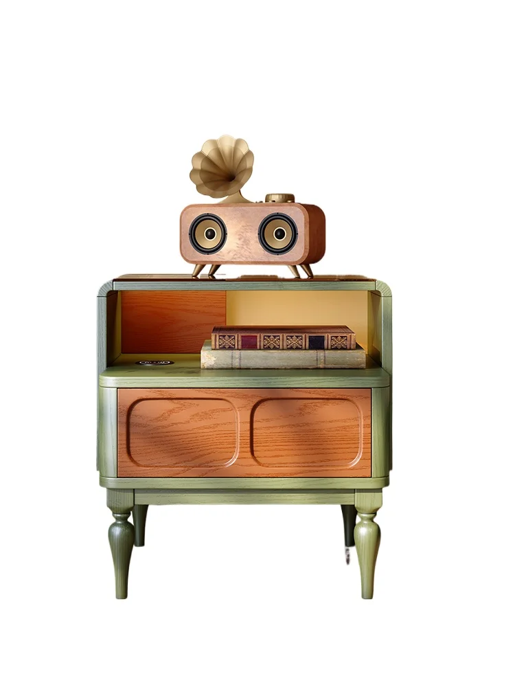 

Solid wood bedside table French retro style bedroom bedside table Small apartment design sense Medium antique locker Storage