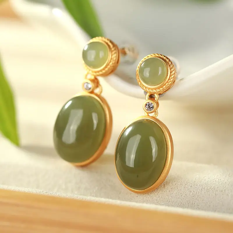 

Copper Gold-plated Inlaid with Chalcedony Zircon Retro Water Drop Women's Earrings, Simple and Elegant Accessory