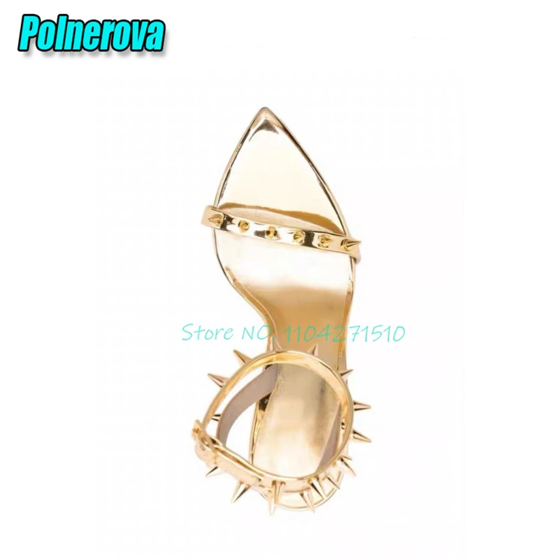 مثير برشام معدني عالية الكعب للنساء الذهب الأسود براءات الاختراع والجلود أشار تو كعب غريب الصنادل سيدة الموضة خنجر الأحذية #6