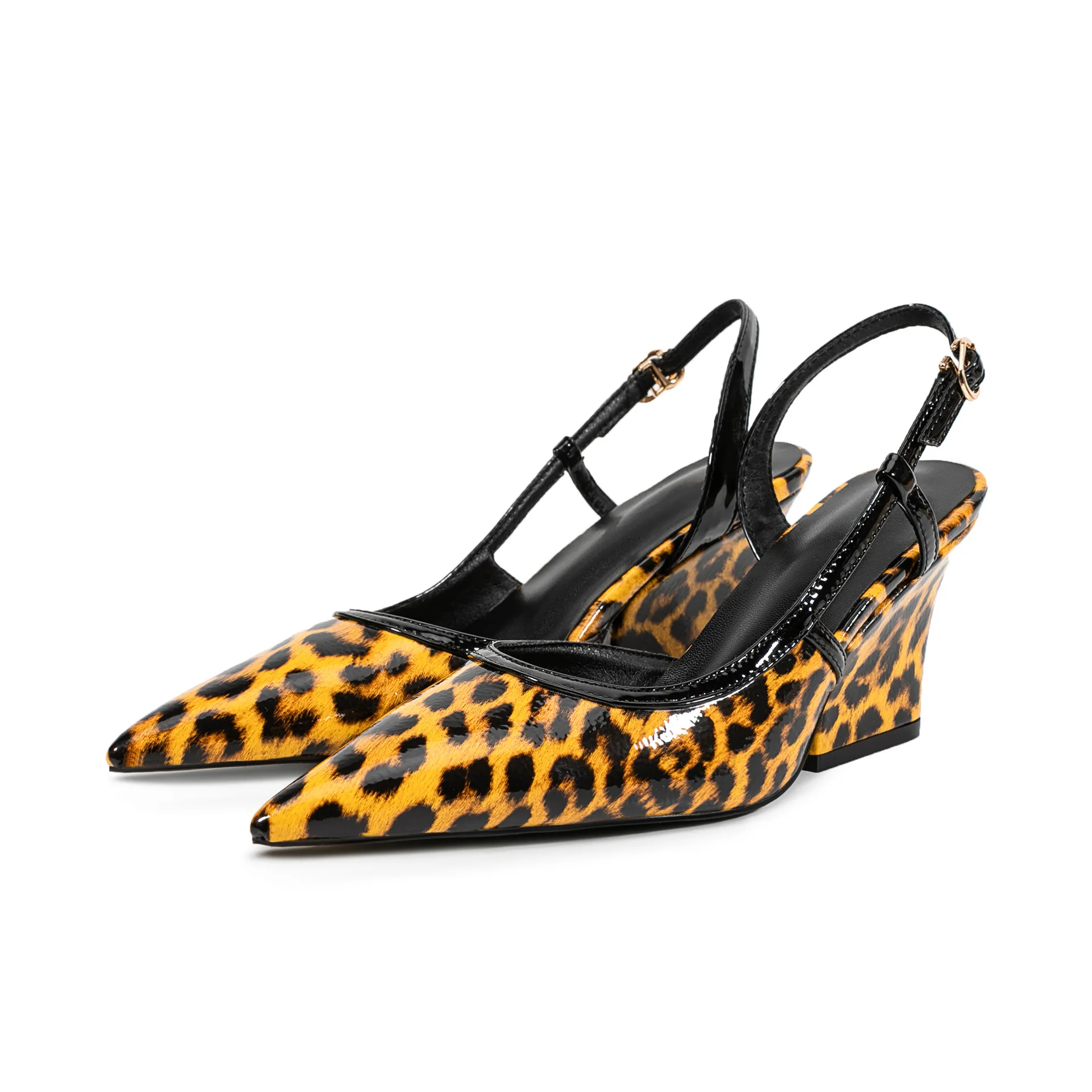 

Leopard Buckle Pointed Sandals Slingback Patent Leather Sapatos Femininos Thick Heel Back Strap Pumps Large Size Women's Shoes