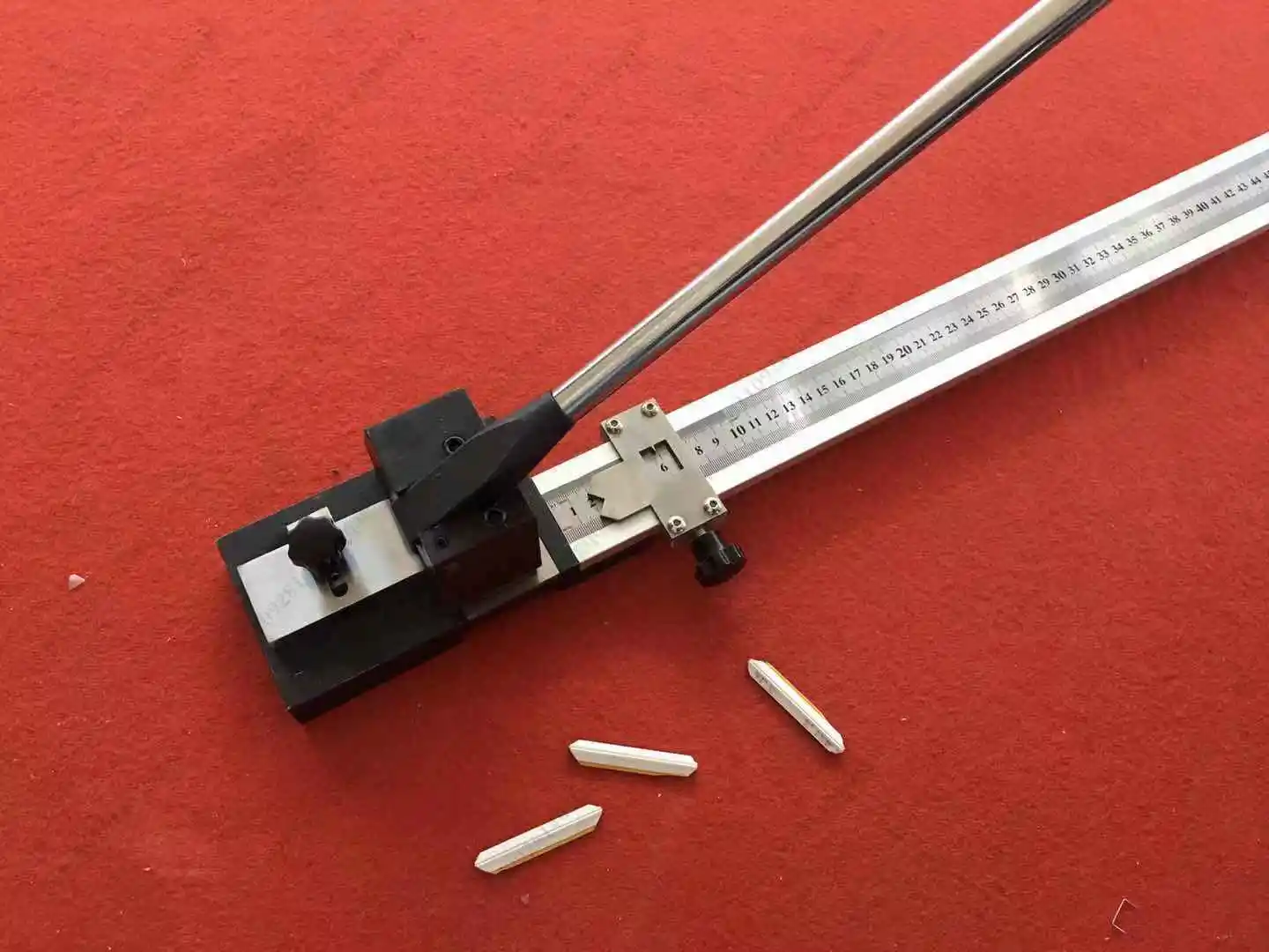 Indentation Line,Die,   Strip Cutting Machine, Corner