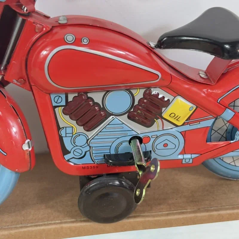 [Divertente] Collezione per adulti Giocattolo retrò a carica Barattolo di metallo Il modello di moto Giocattolo meccanico Figure giocattolo a orologeria modello regalo per bambini