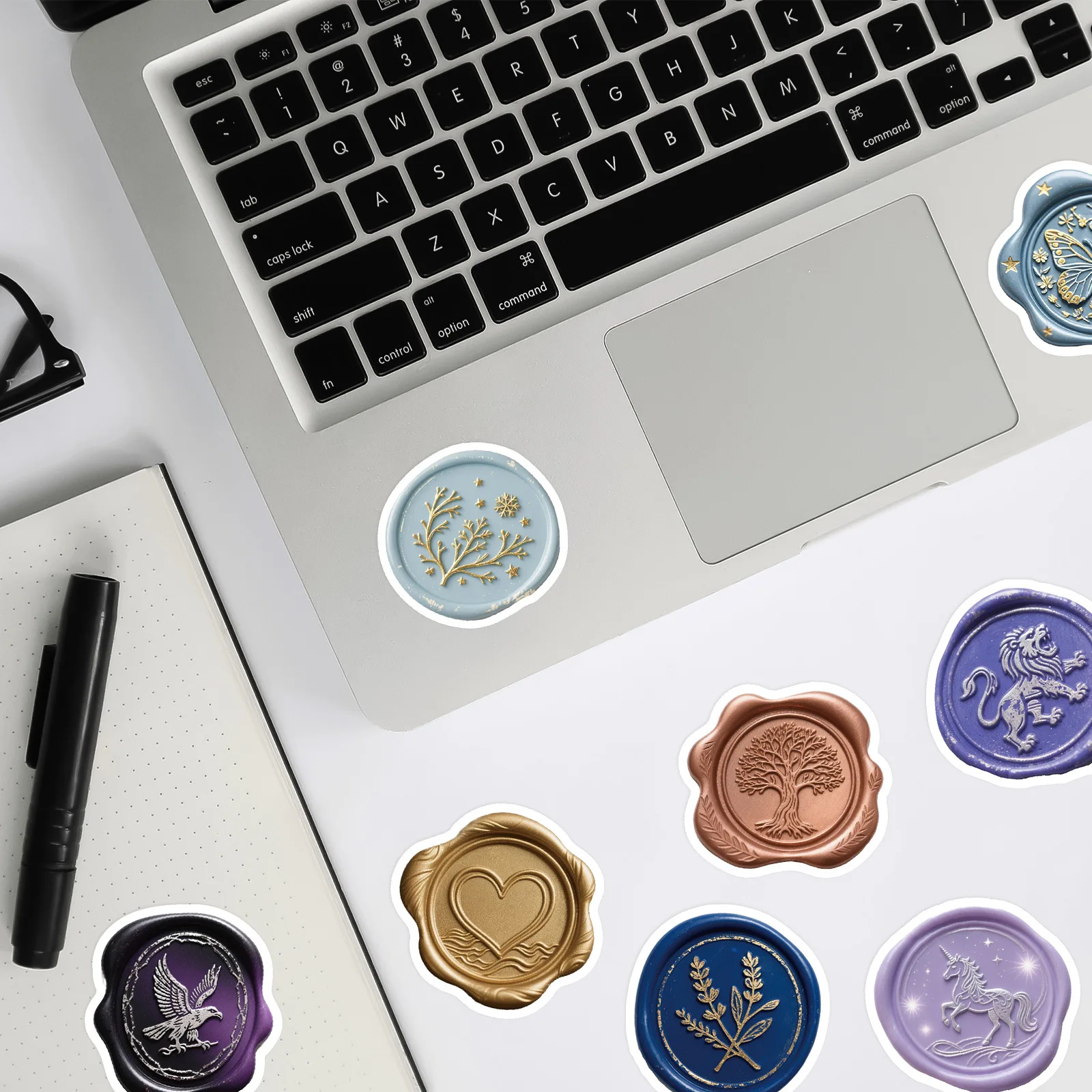 56 قطعة من ملصقات الكتابة على الجدران الملونة على شكل طلاء النار، ملصقات ثابتة لختم كوب الماء للهاتف