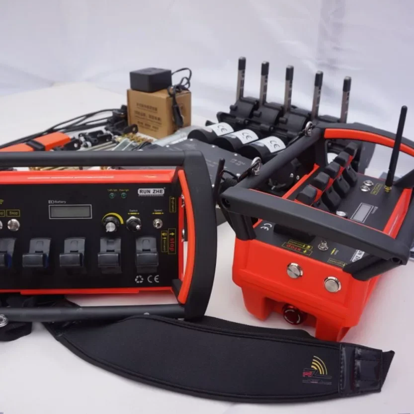 Carton Polymer Lithium Battery AAA Crane Wireless Remote Control 4 Buttons Plastic,plastic and Silicone Rolling Code CE ISO 500