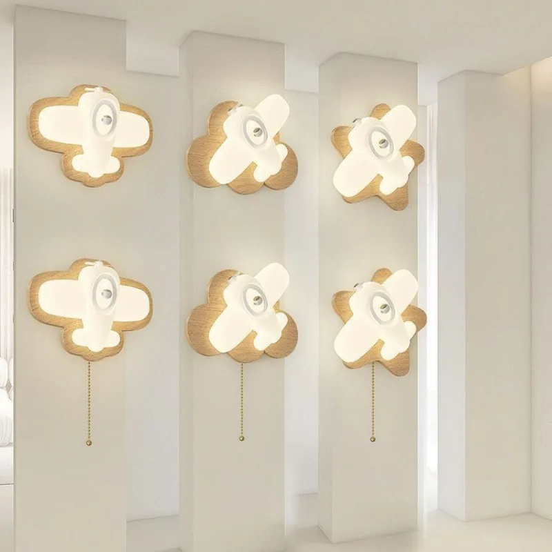 

Cream Style Airplane Wall Lamp for Bedroom Bedside Children's Room Modern Creative Cartoon Cloud Design Decorative Lighting